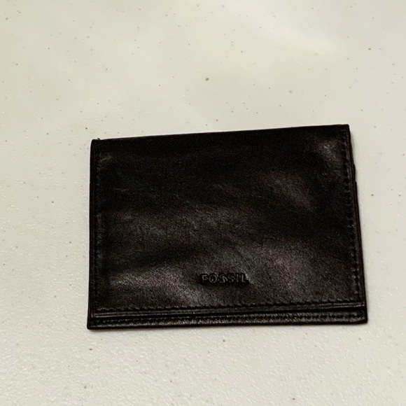 New Fossil leather card holder - Picture 2 of 3
